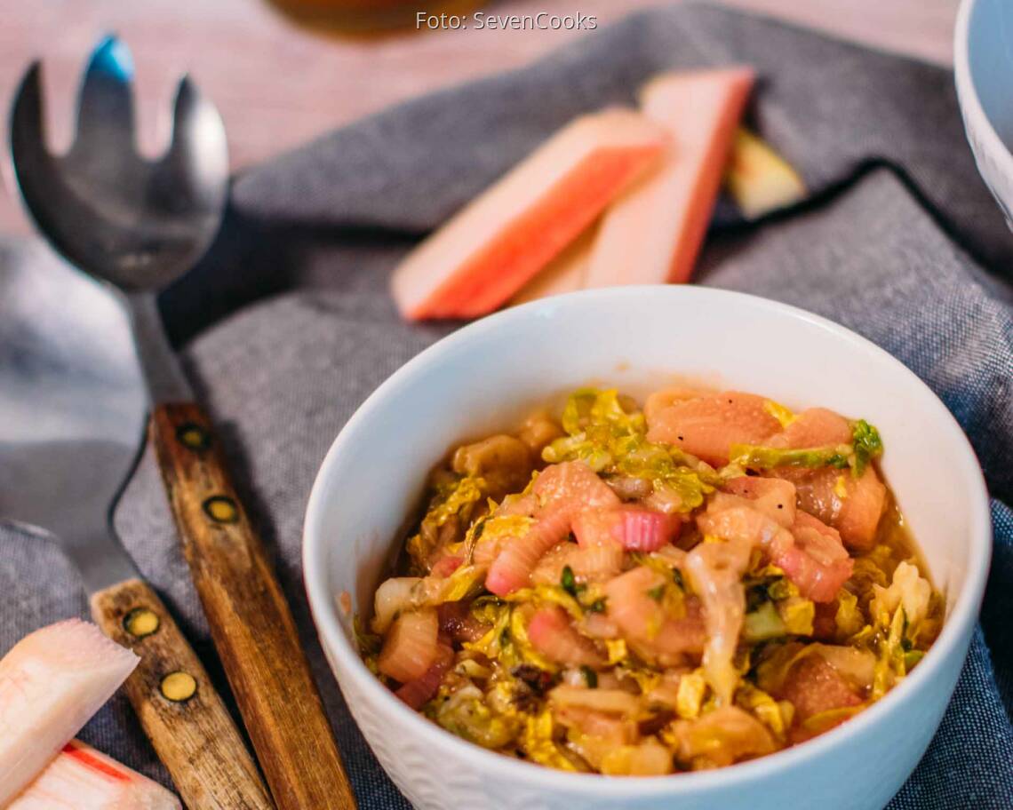 Veganes Rezept: Rhabarber-Romanesco-Salat 2