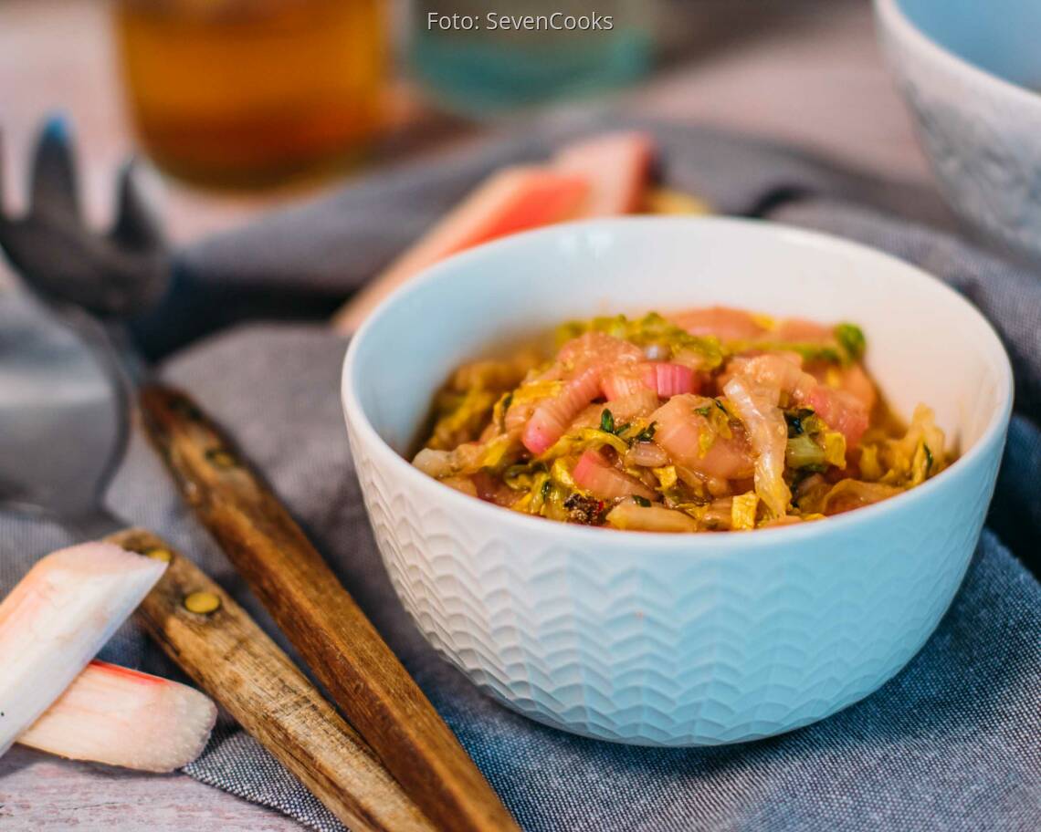 Veganes Rezept: Rhabarber-Romanesco-Salat 3