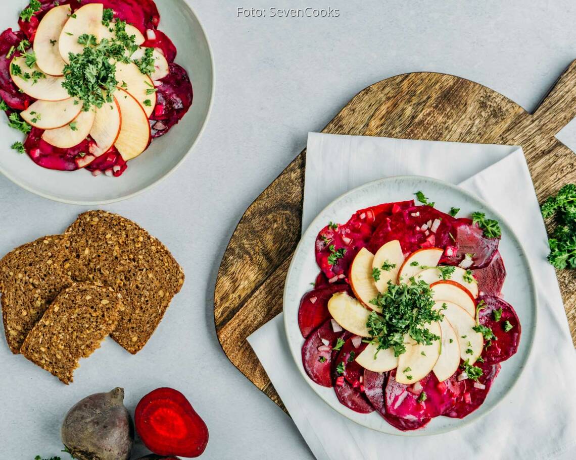 Veganes Rezept: Rote Beete Salat mit Apfel 1