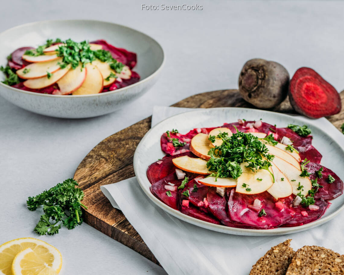 Veganes Rezept: Rote Beete Salat mit Apfel 2