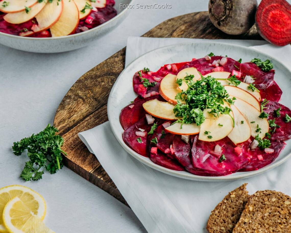 Veganes Rezept: Rote Beete Salat mit Apfel 4
