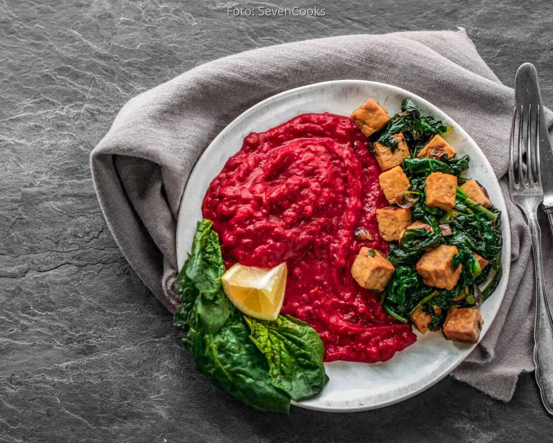 Veganes_Rezept:_Rote_Bete_Kokosstampf_mit_Tempeh_neu 1