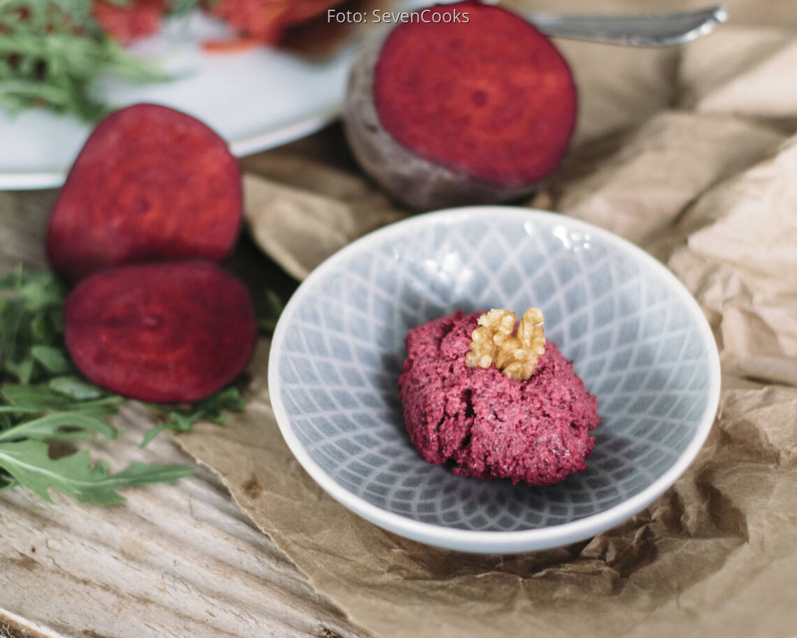 Veganes Rezept: Rote Bete Walnuss Pesto 2