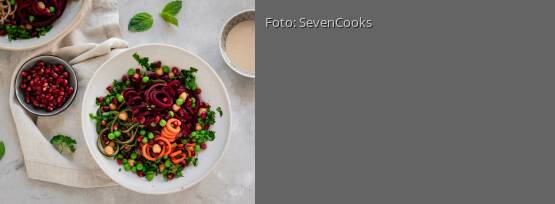 Rezeptbild für "Rote-Bete-Zoodles-Salat"