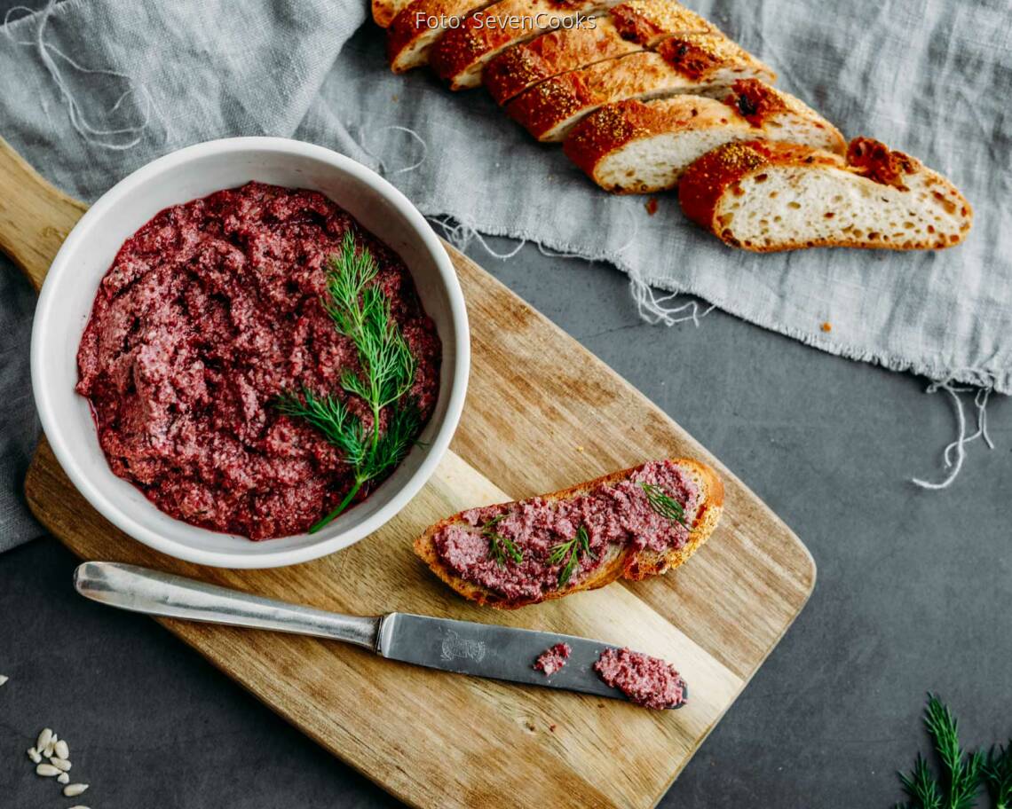 Veganes Rezept: Rote-Beete-Sonnenblumenkern-Aufstrich