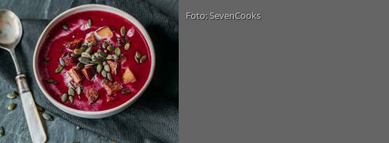 Rezeptbild für "Rote Bete Suppe mit Kürbis"