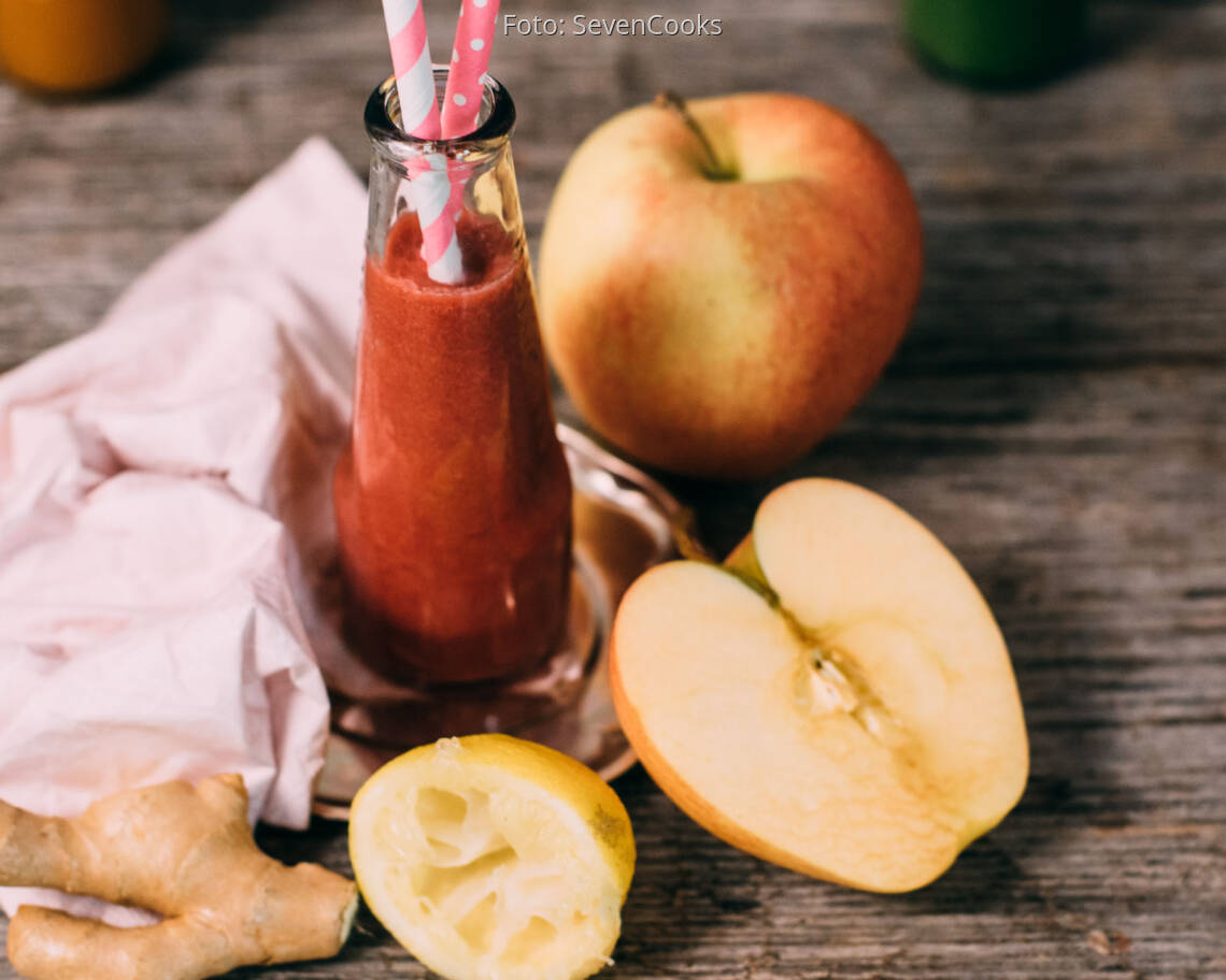 Veganes Rezept: Roter Ingwer Shot mit Beeren und Apfel_2