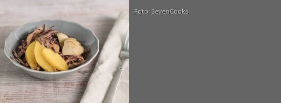 Rezeptbild für "Rotkohlsalat mit Tahin-Dressing"