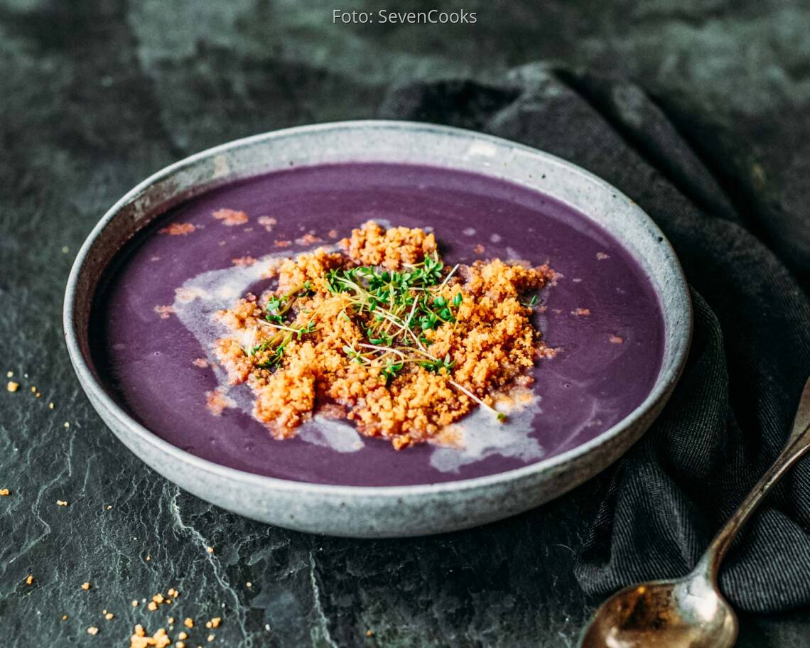 Veganes_Rezept:_Rotkohlsuppe_neu 1