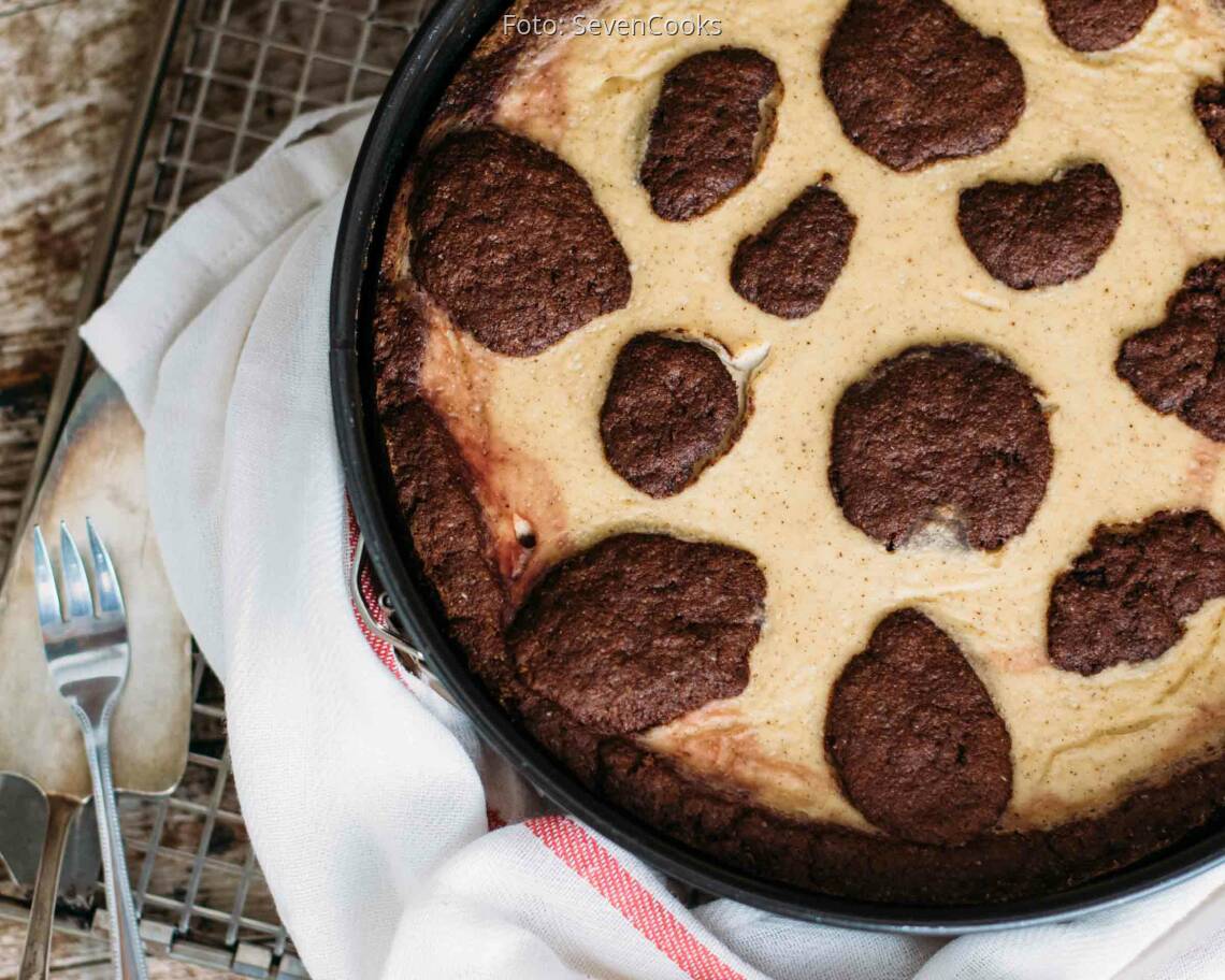 Fertiges Rezept: veganer Zupfkuchen mit Kirschen