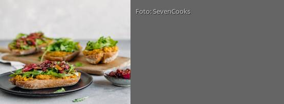 Rezeptbild für "Sandwich mit Linsencreme und Balsamico-Zwiebeln"