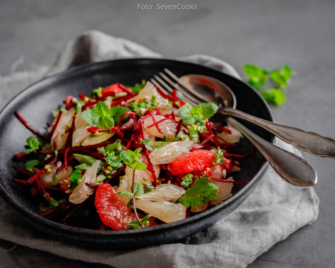 Veganes Rezept: Scharfer Zitrussalat 2