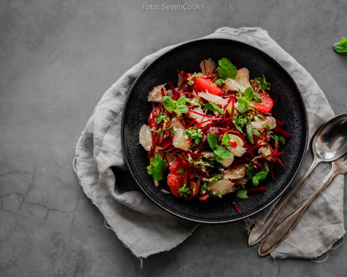 Veganes Rezept: Scharfer Zitrussalat 3