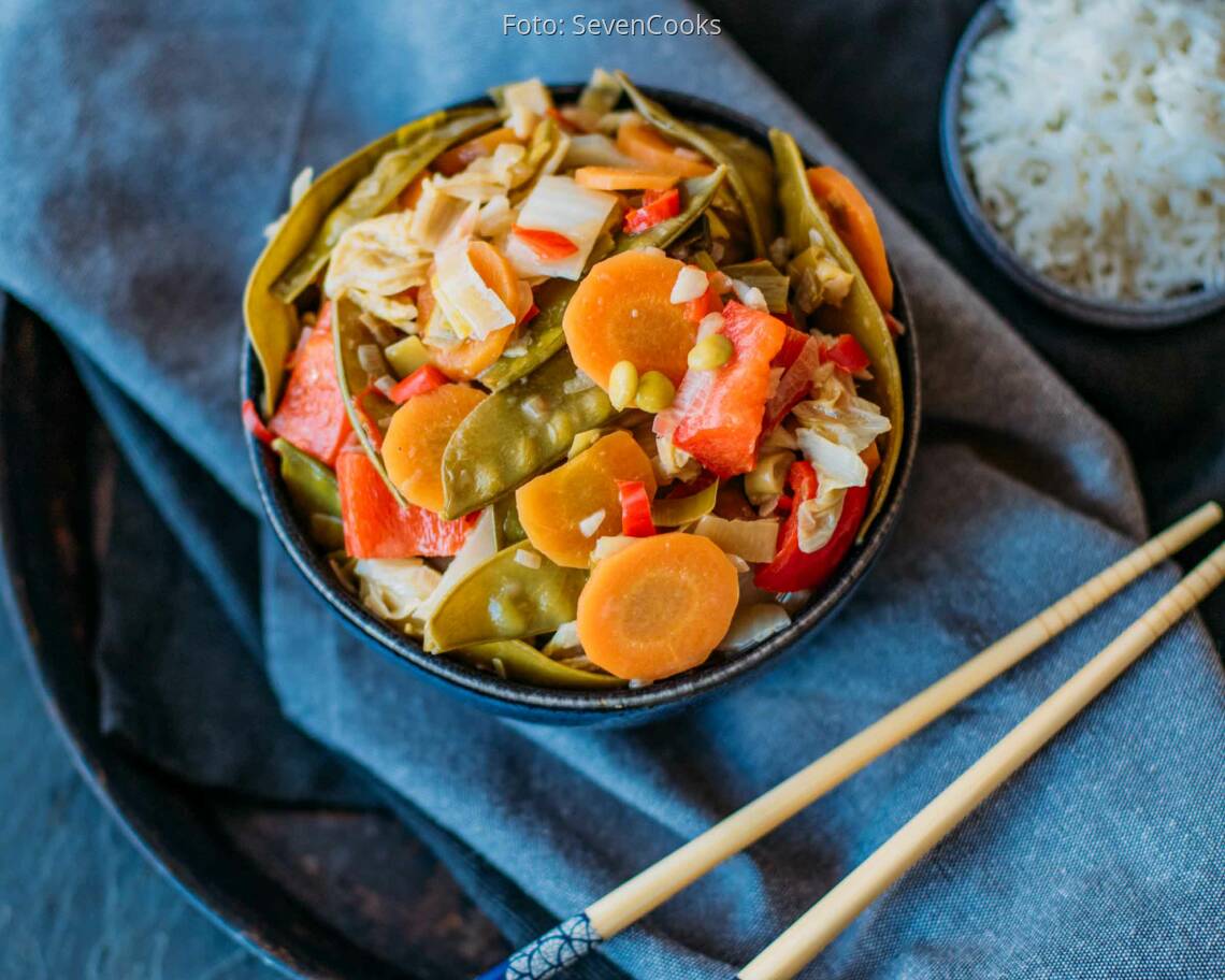 Veganes Rezept: Scharfes Gemüse in Kokossauce 2