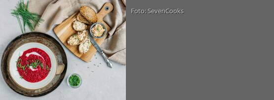 Rezeptbild für "Schnelle Rote Beete Suppe mit Senfbutter Crostini"