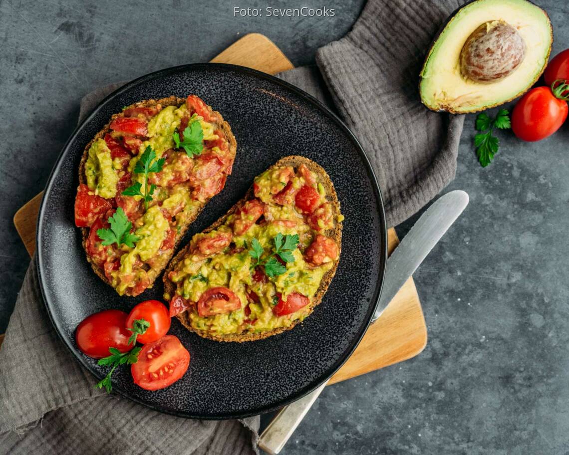 Veganes Rezept: Schnelles Avocado-Brot 3