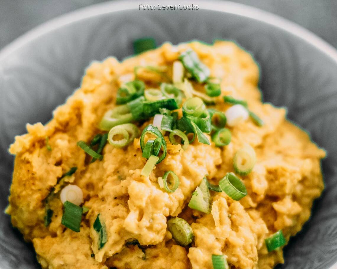 Veganes_Rezept:_Schnelles_Kichererbsen_Rührei_neu 3