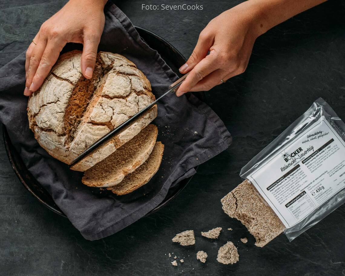 Veganes Rezept: Selbstgebackenes Sauerteigbrot 2