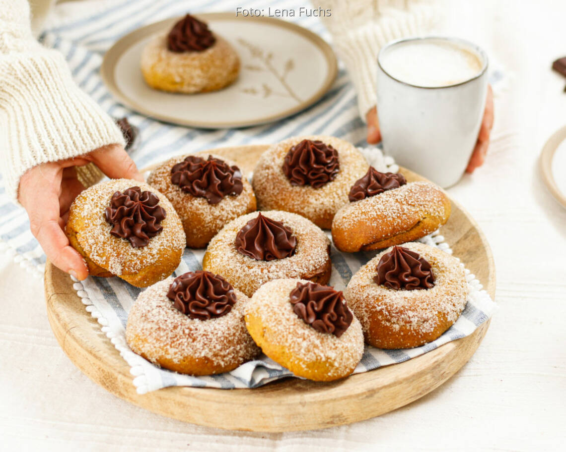 Veganes Rezept: Süßkartoffelbällchen mit Schoko-Füllung
