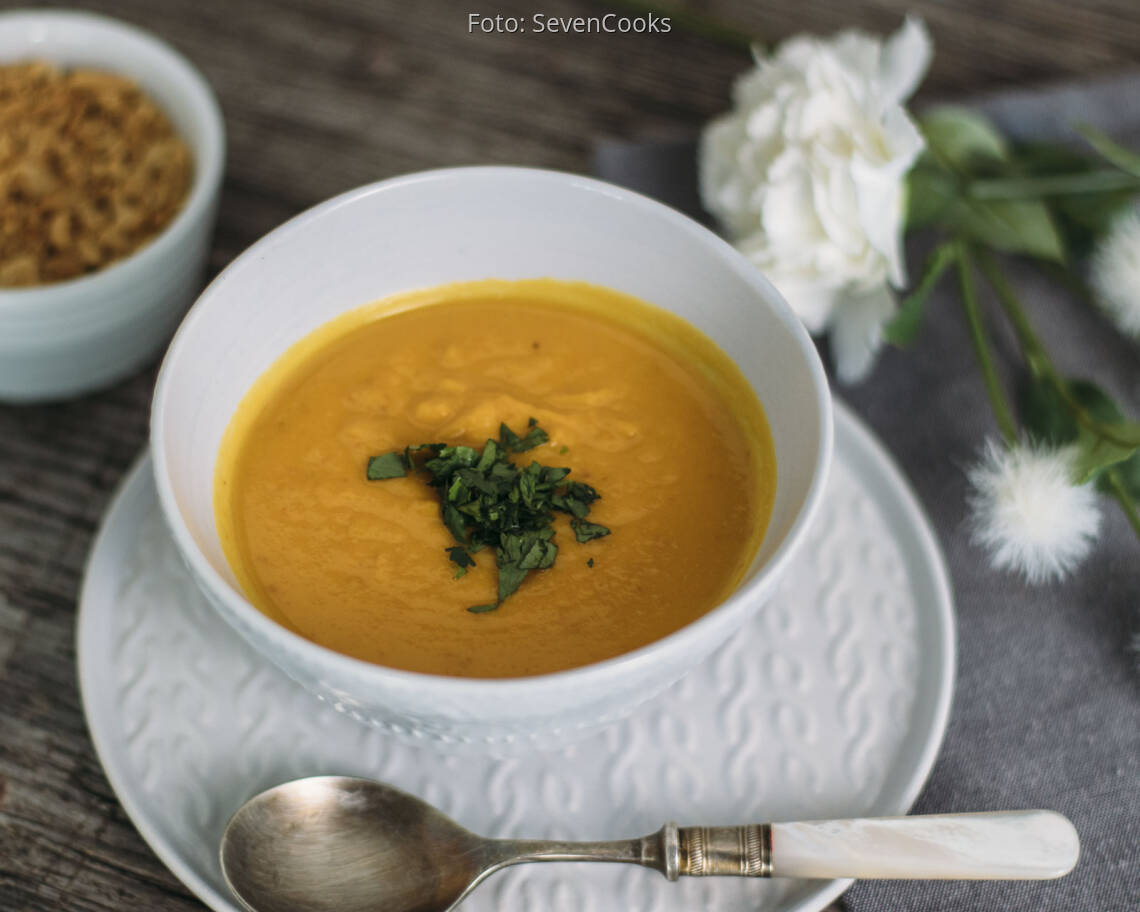 Veganes Rezept: Süßkartoffel-Erdnuss-Suppe 1
