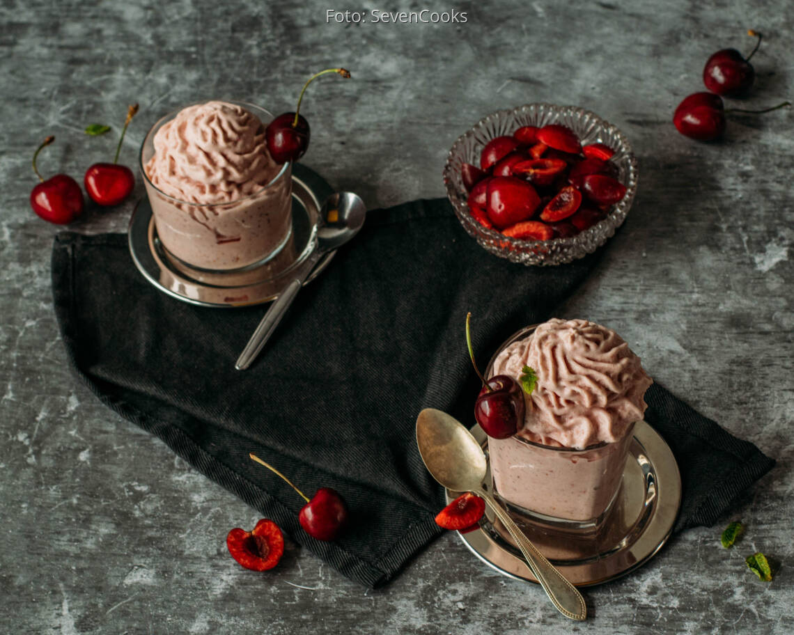 Veganes Rezept: Softeis mit Kirschen 3