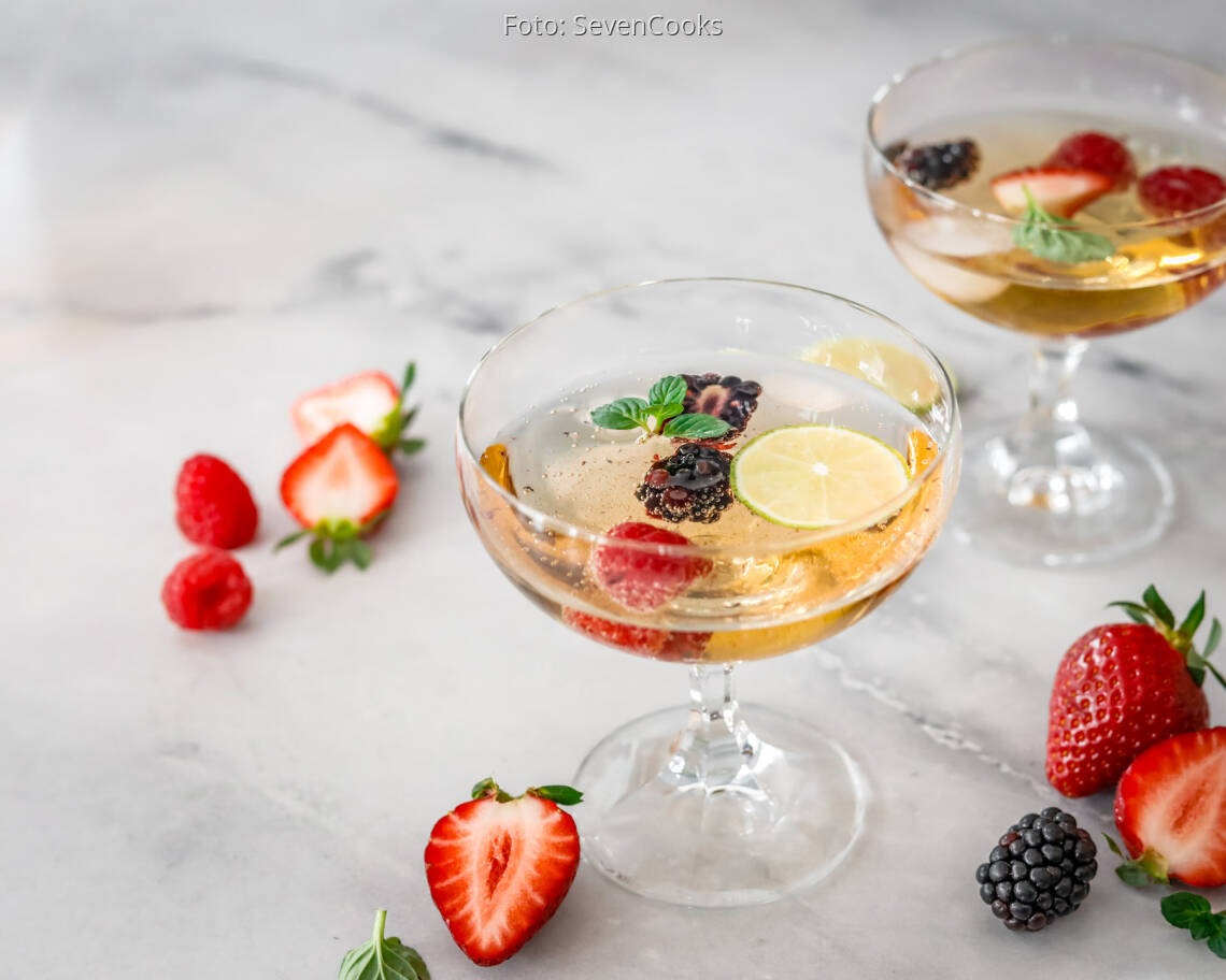Veganes Rezept: Sommerbeeren Sangria 2