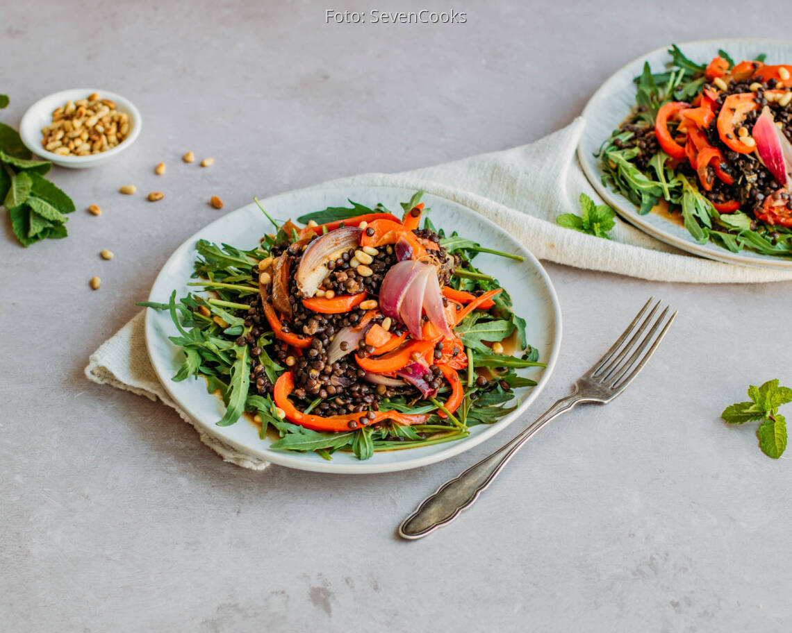 Veganes Rezept: Sommerlicher Belugalinsensalat 1