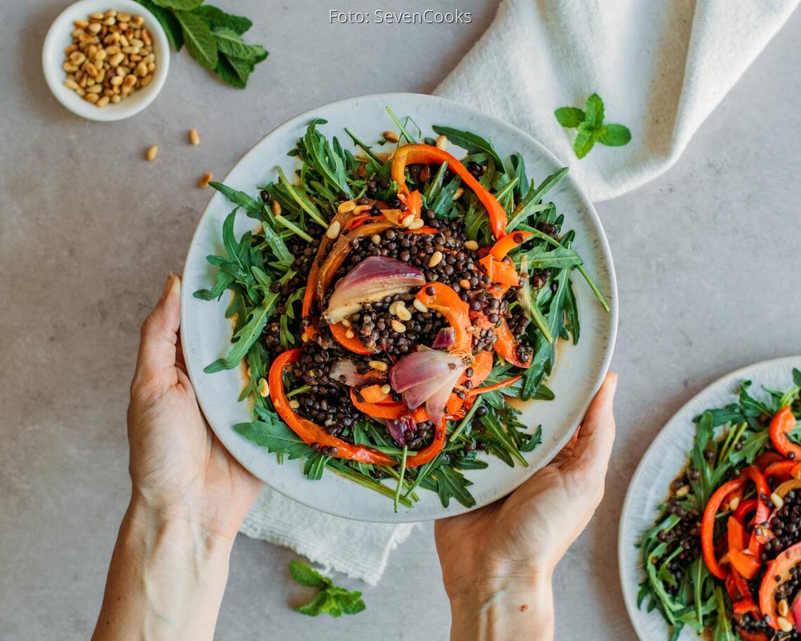 Veganes Rezept: Sommerlicher Belugalinsensalat 3