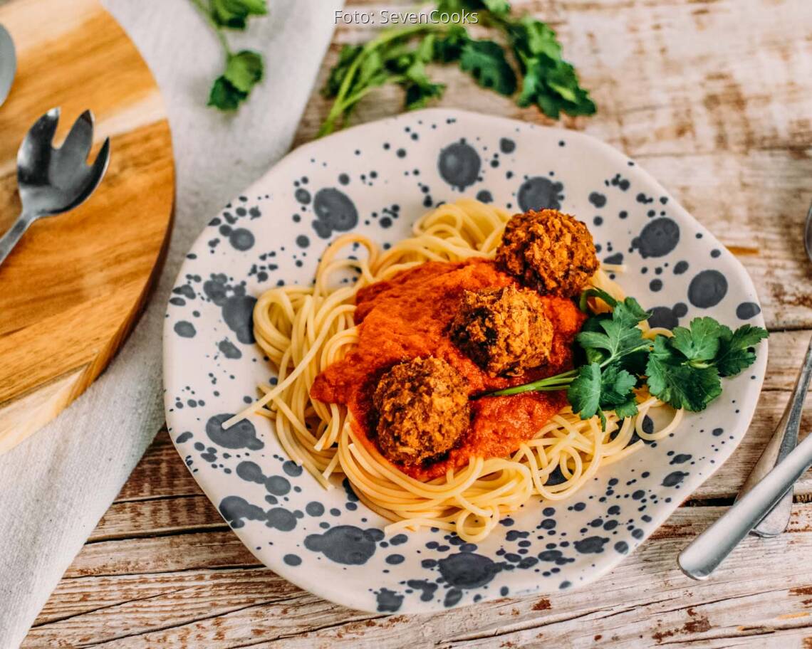 Veganes_Rezept:_Spaghetti_mit_Meatballs_neu 1
