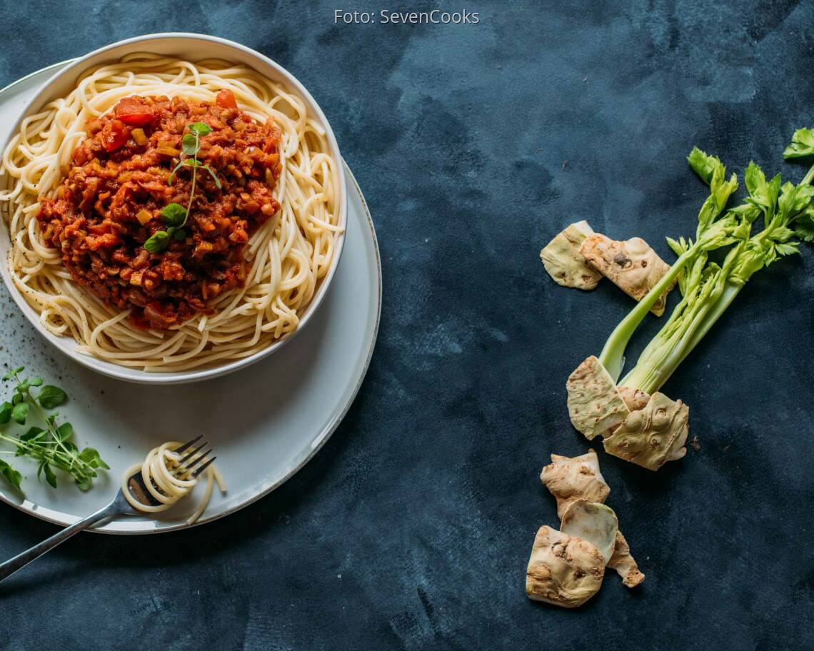 Veganes Rezept: Spaghetti mit Sellerie-Bolognese 3