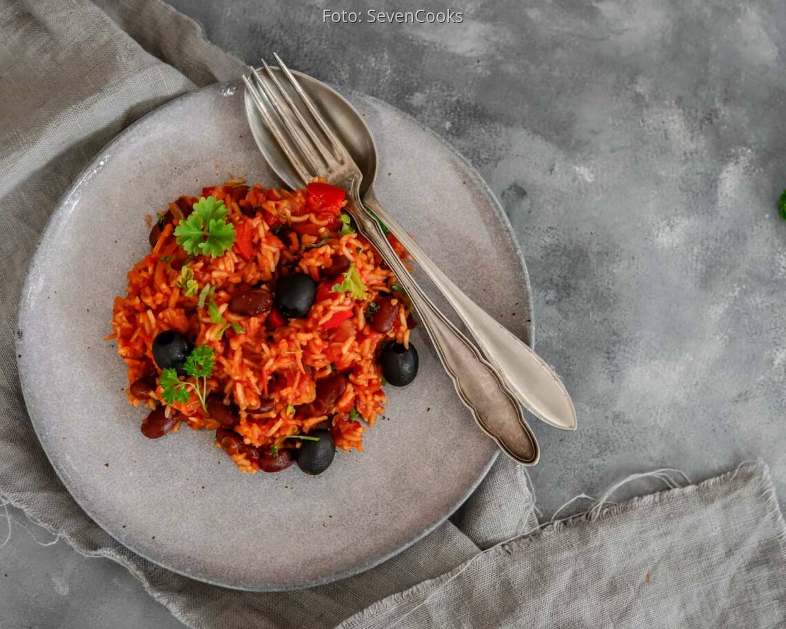 Veganes Rezept: Spanischer Reis mit Bohnen 1