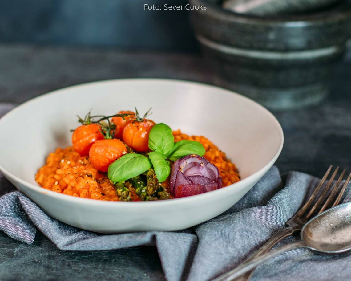 Veganes Rezept: Spargel-Tomaten-Risotto 1