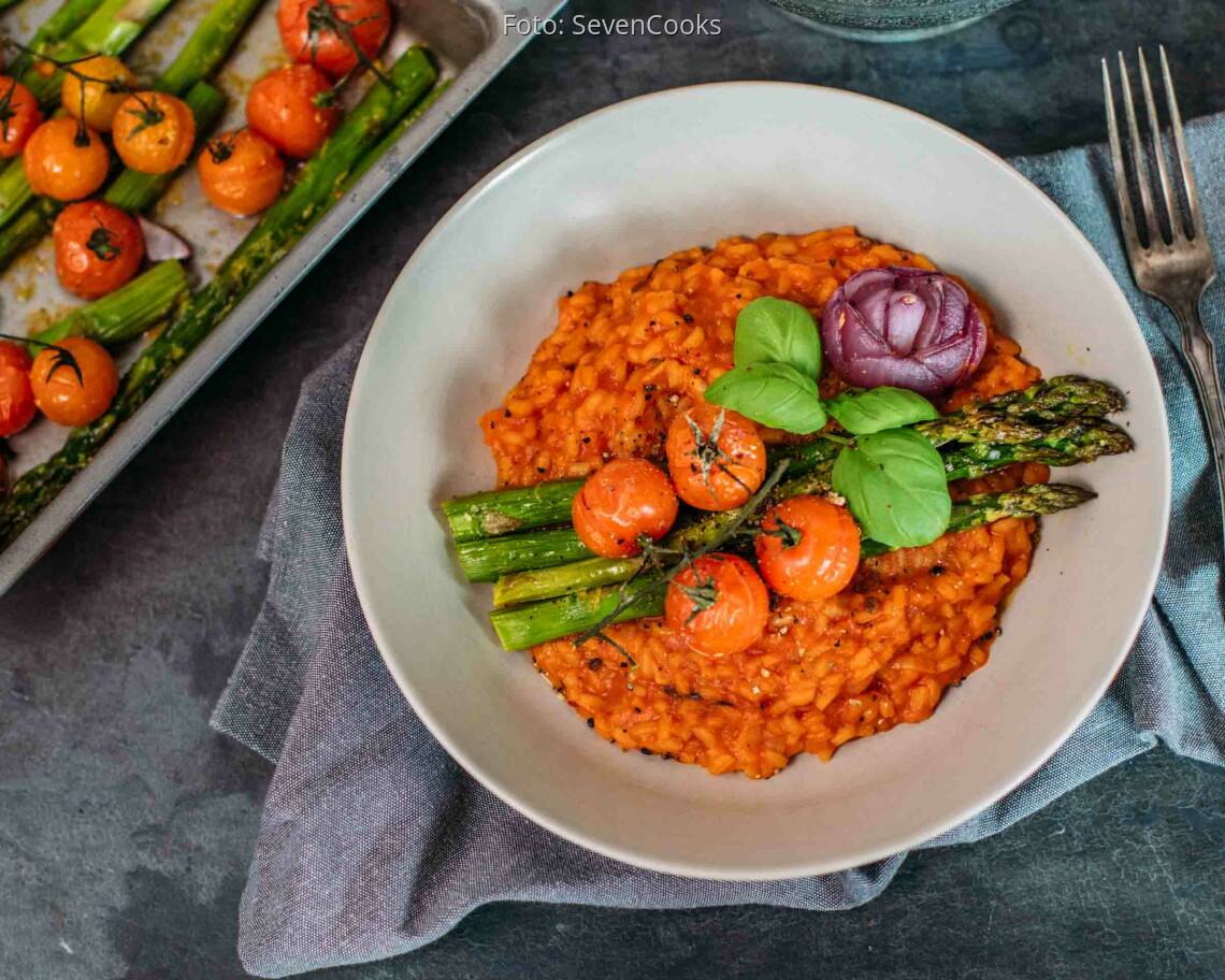 Veganes Rezept: Spargel-Tomaten-Risotto 2