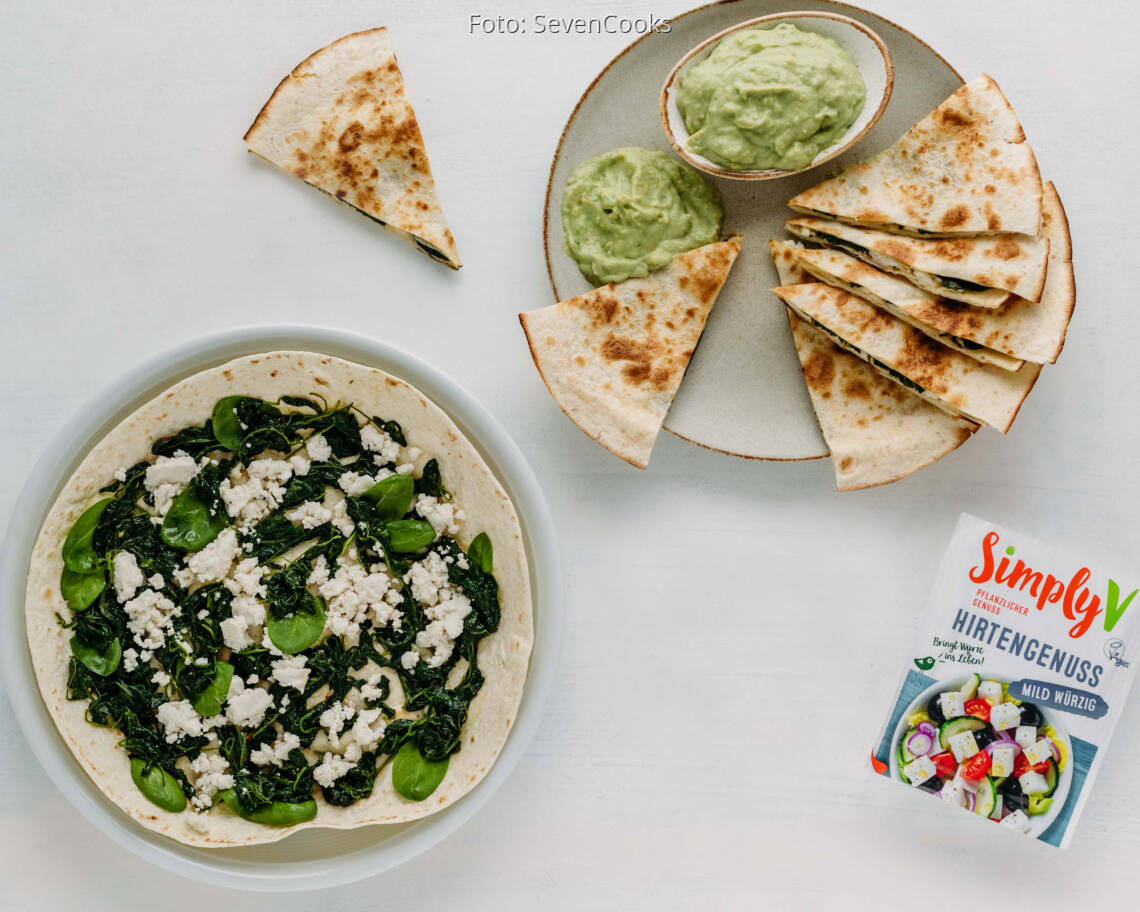 Veganes Rezept: Spinat-Quesadillas mit veganem Feta von Simply V 3