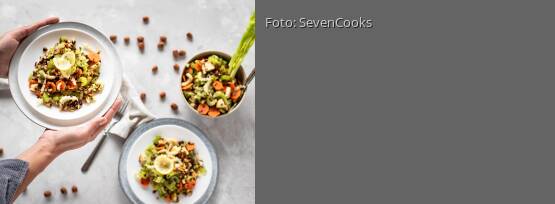 Rezeptbild für "Staudensellerie-Salat"