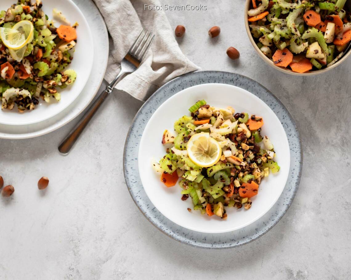 Veganes Rezept: Stangensellerie-Salat 2