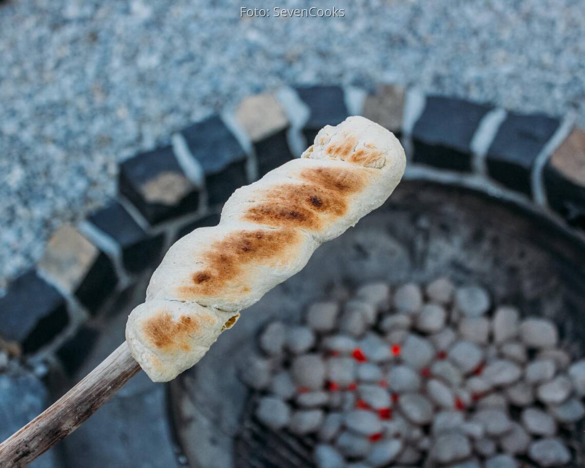 Veganes Rezept: Stockbrot 3