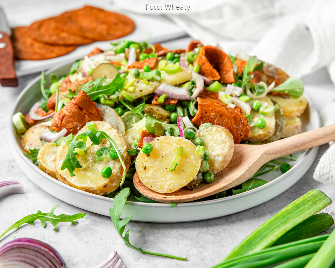 Veganes Rezept: Sucuk-Kartoffelsalat von Wheaty