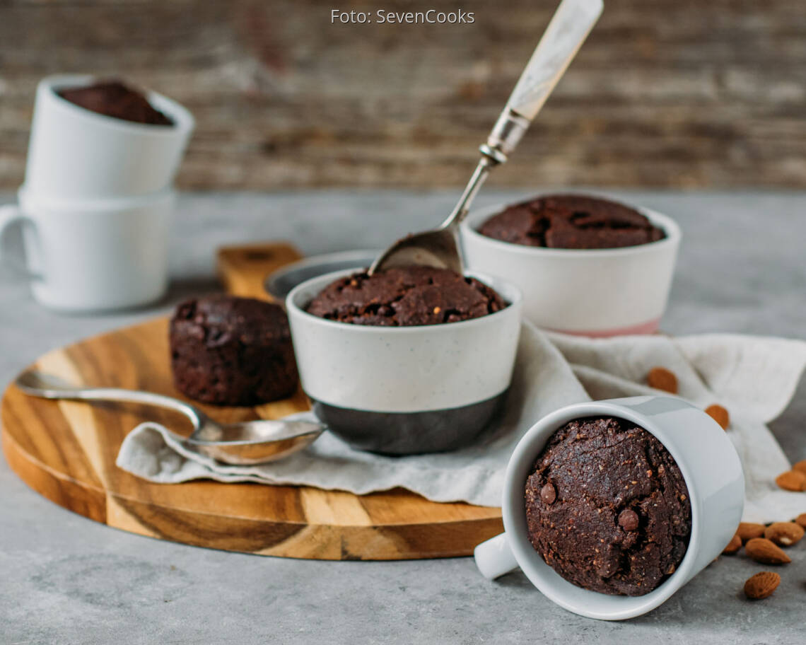 Veganes Rezept: Tassenkuchen aus dem Ofen 3
