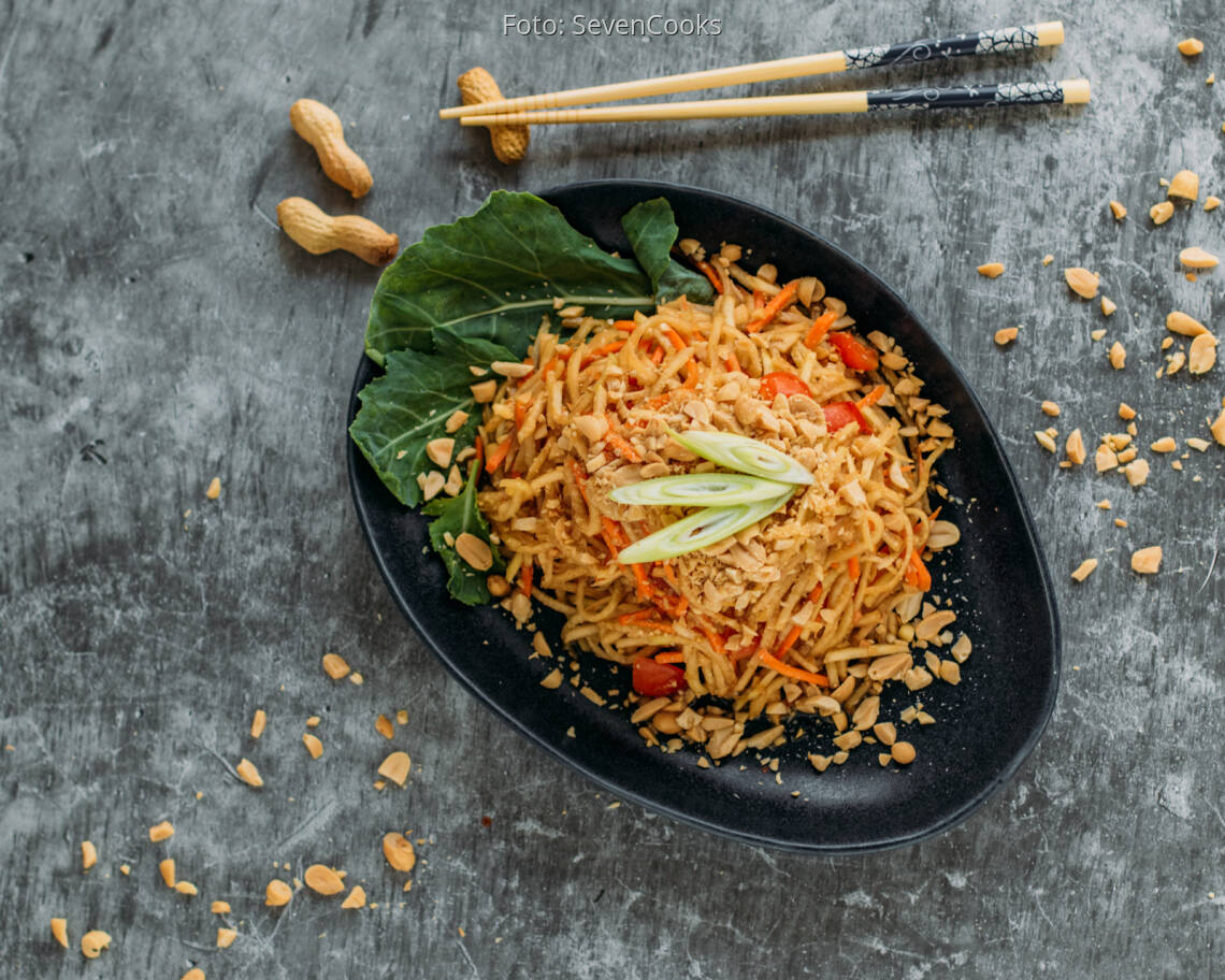 Veganes Rezept: Thai Peanut Salad 2