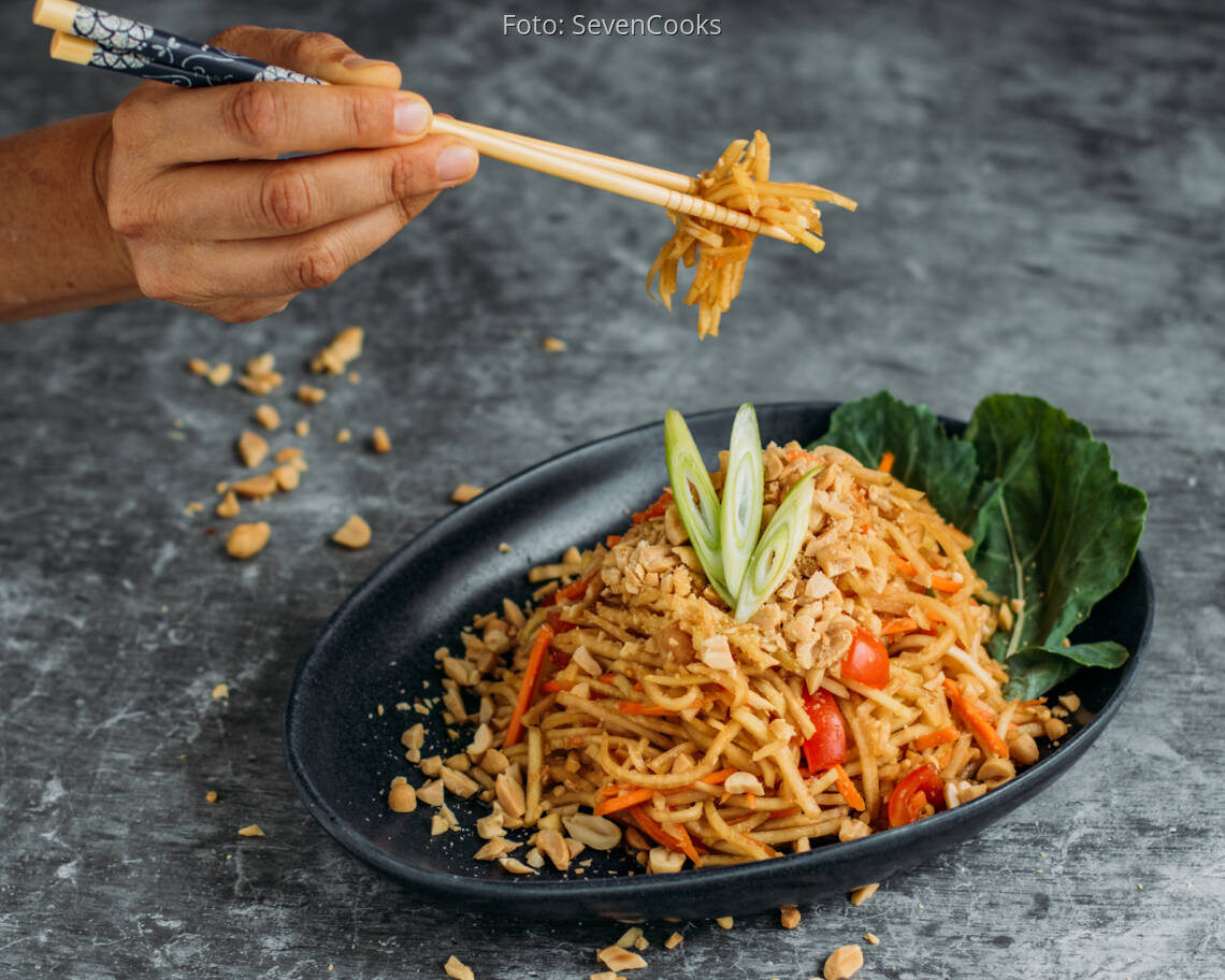 Veganes Rezept: Thai Peanut Salad 3