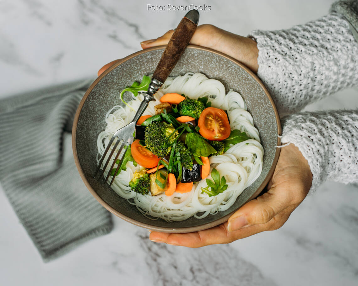 Veganes Rezept: Thai Reisnudel Salat 1