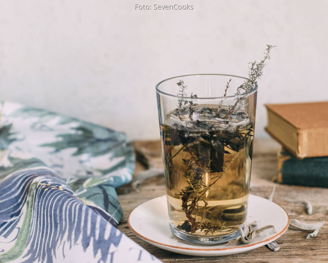 Veganes Rezept: Thymian-Salbei-Tee 2