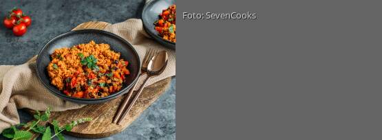 Rezeptbild für "Tomaten-Bulgur mit mediterranem Gemüse"