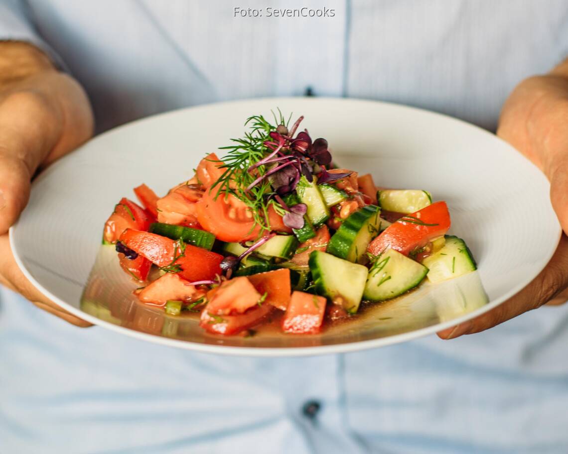 Veganes Rezept: Tomaten-Gurken-Salat 3