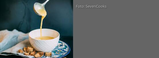 Rezeptbild für "Vegane Kartoffelsuppe mit Croutons"