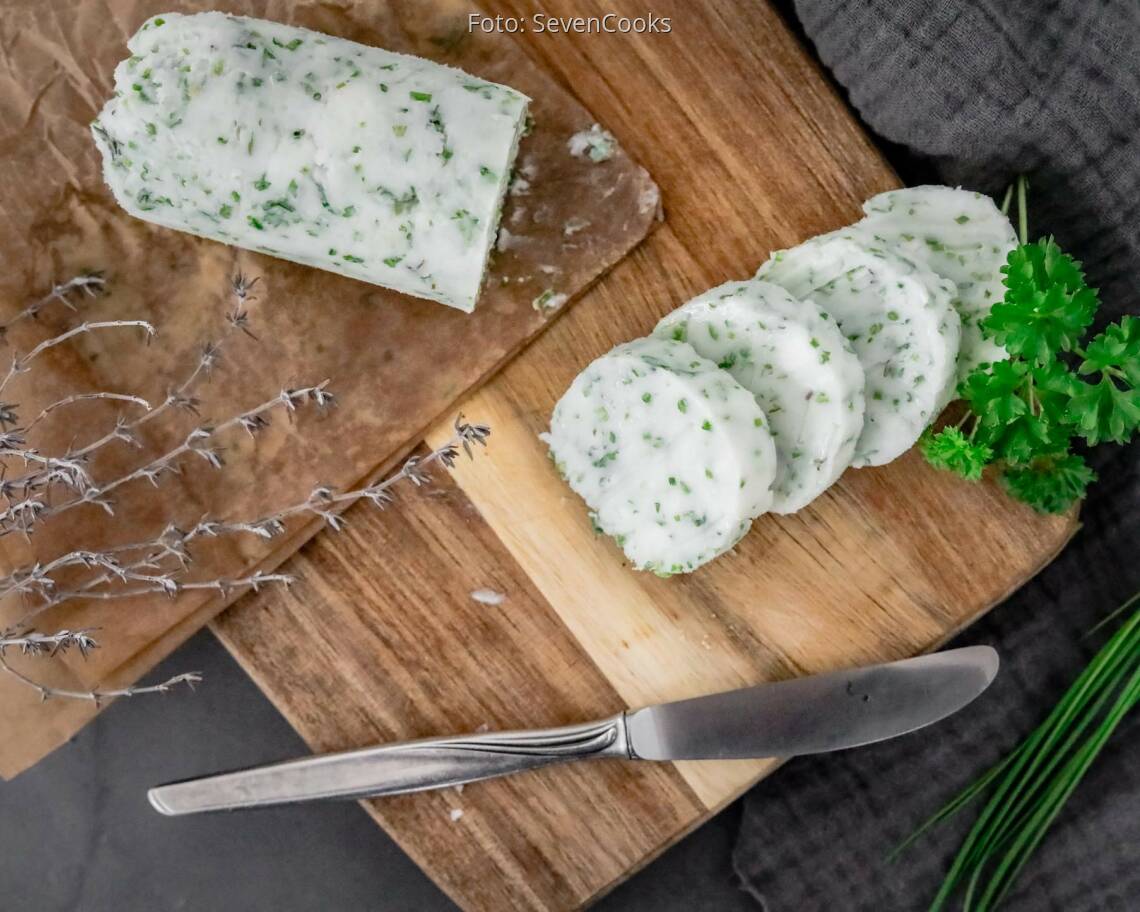 Veganes Rezept: vegane Kräuterbutter 2