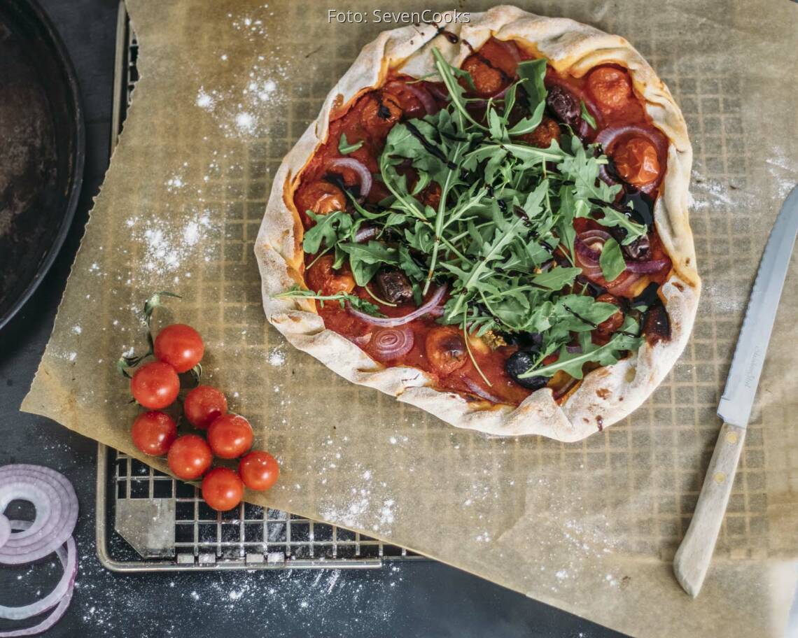 Veganes Rezept: Vegane Pizza aus Bierteig