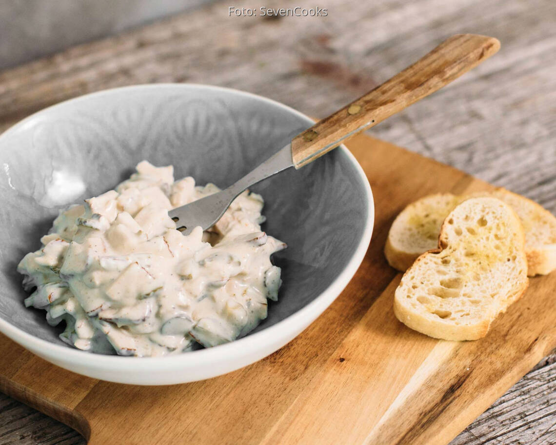 Veganes_Rezept:_Veganer_Fleischsalat_neu 3