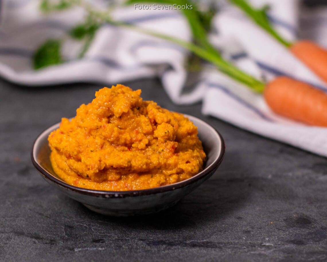 Veganes Rezept: Veganer Karotten-Kichererbsen-Dip 3
